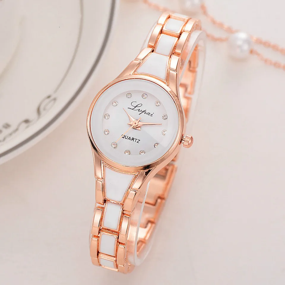 Women Watches Alloy Crystal Wristwatches Women Dress Watches Gift Women Gold Fashion Luxury Quartz Watch
Women Watches Alloy Crystal Wristwatches Women Dress Watches Gift Women Gold Fashion Luxury Quartz Watch