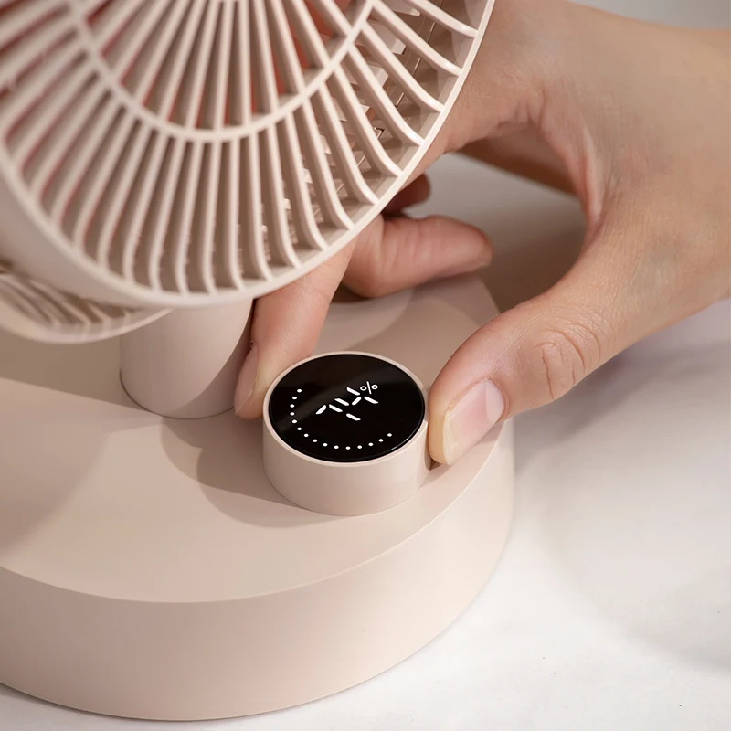 2000mAh Portable Desktop Fan Shaking Head Intelligent Digital Display Mini Fan Type-C Chargeable Mini Low Noise Plume Version
2000mAh Portable Desktop Fan Shaking Head Intelligent Digital Display Mini Fan Type-C Chargeable Mini Low Noise Plume Version