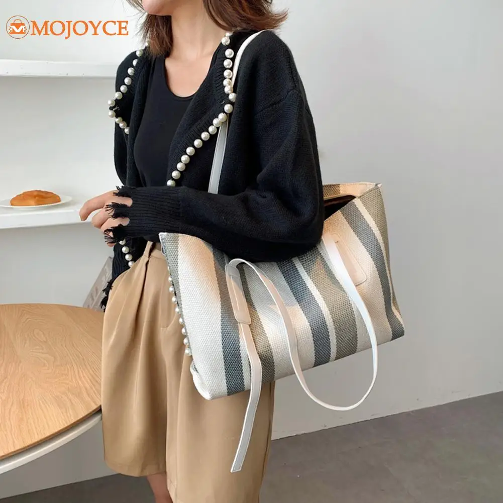 Exquisite Women Shoulder Bag Vintage Women Leather Hit Color Stripes Print Underarm Bag Stylish Shopping Shoulder Bags 
Exquisite Women Shoulder Bag Vintage Women Leather Hit Color Stripes Print Underarm Bag Stylish Shopping Shoulder Bags