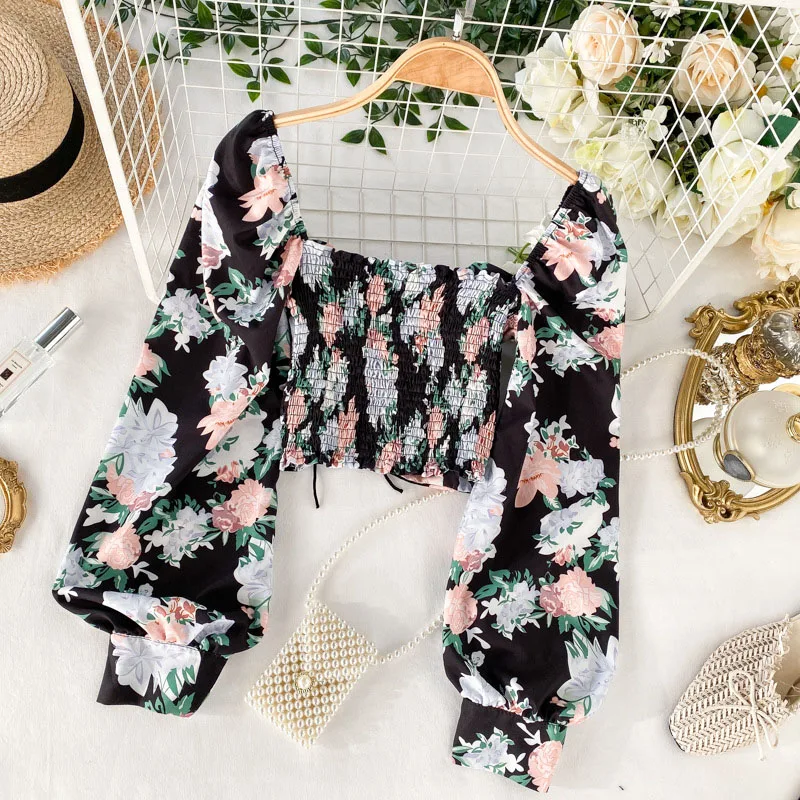 2021 Bohemian Korean Fashion Women Crop Tops Flower Print Square Neck Stretch Slim Shirt Puff Long Sleeve Short Bandage Blouse
2021 Bohemian Korean Fashion Women Crop Tops Flower Print Square Neck Stretch Slim Shirt Puff Long Sleeve Short Bandage Blouse
