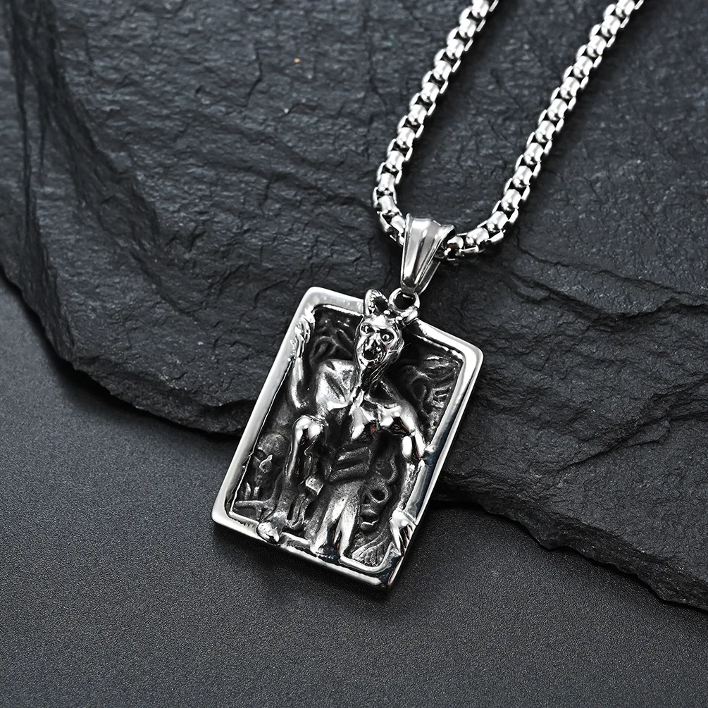 Horror demon mirror man thriller ghost ghost retro vampire men's hip hop Necklace Pendant
Horror demon mirror man thriller ghost ghost retro vampire men's hip hop Necklace Pendant