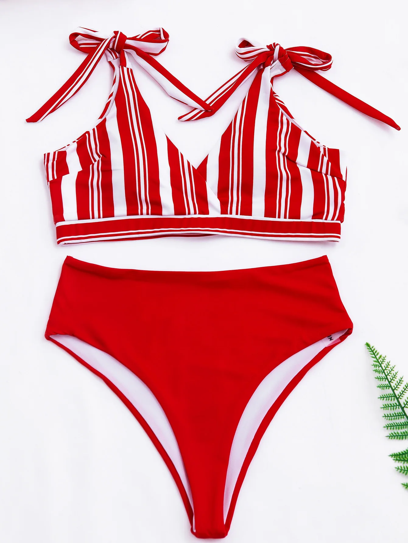 Imayio Two Piece swimwear shoulder tie top with high waisted Bottom striped bikini set
Imayio Two Piece swimwear shoulder tie top with high waisted Bottom striped bikini set