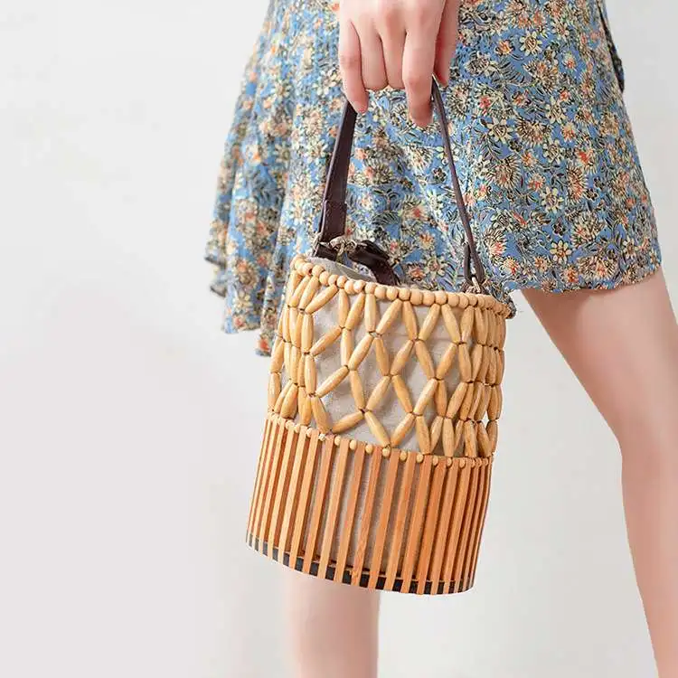 Summer Beach Woven Net Bags Bamboo Women Shooulder Bags Niche Handbag Seaside Vacation Woven Bag Bamboo Basket Bucket Bag
Summer Beach Woven Net Bags Bamboo Women Shooulder Bags Niche Handbag Seaside Vacation Woven Bag Bamboo Basket Bucket Bag