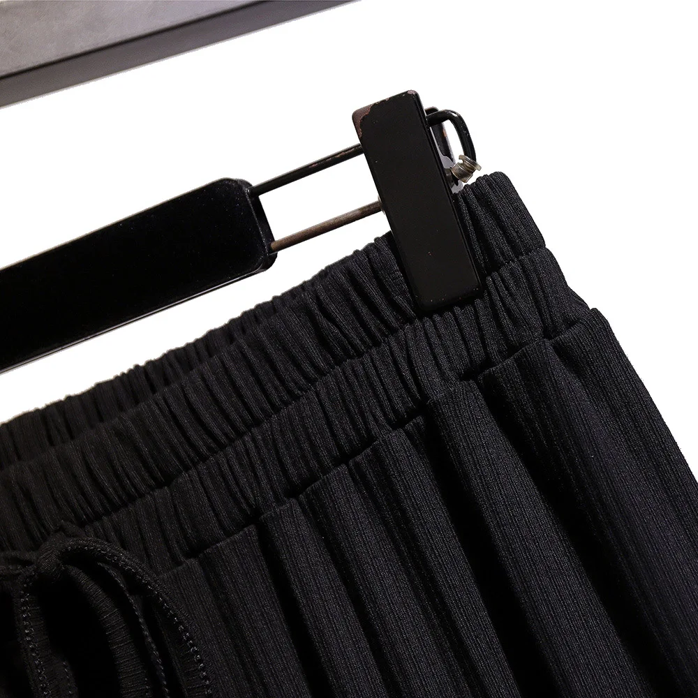Plus Size Women's Pants Spring and Autumn 2020 New Casual Black Green Lace-up Elastic Waist Loose Wide Leg Pants for Women
Plus Size Women's Pants Spring and Autumn 2020 New Casual Black Green Lace-up Elastic Waist Loose Wide Leg Pants for Women