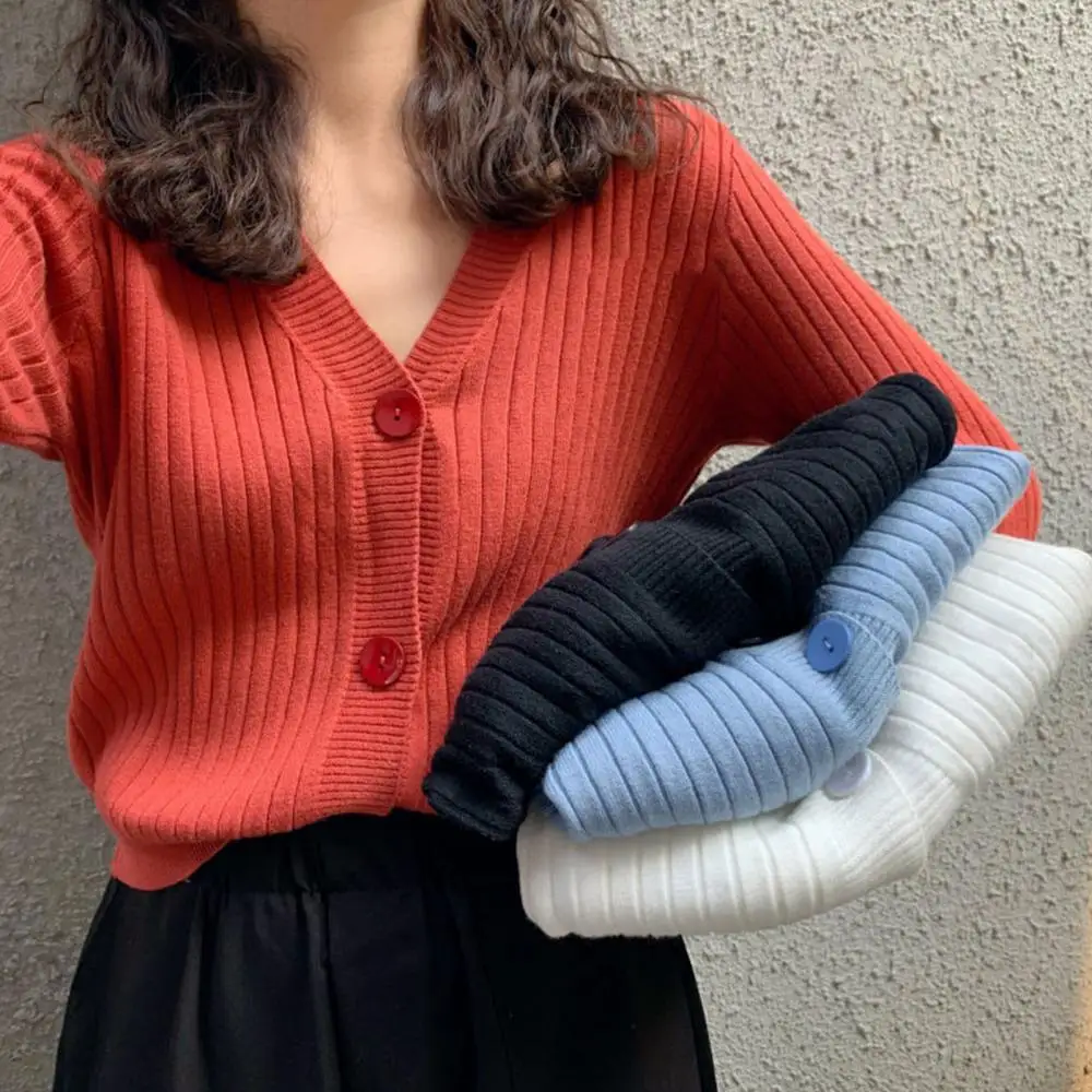 Fashion Autumn/Winter Women Sweaters Coat V Neck Long Sleeve Cardigan Coat Buttons Knitted Sweater Jacket for Female
Fashion Autumn/Winter Women Sweaters Coat V Neck Long Sleeve Cardigan Coat Buttons Knitted Sweater Jacket for Female
