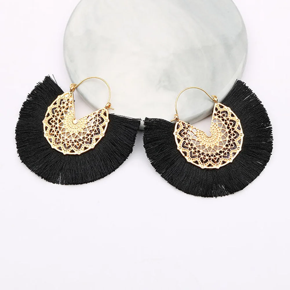 Chinese Style Personality Vintage Metal Dangle Earrings Fashion Temperament Ladies Jewelry Accessorie Hollow Ethnic Tassel
Chinese Style Personality Vintage Metal Dangle Earrings Fashion Temperament Ladies Jewelry Accessorie Hollow Ethnic Tassel