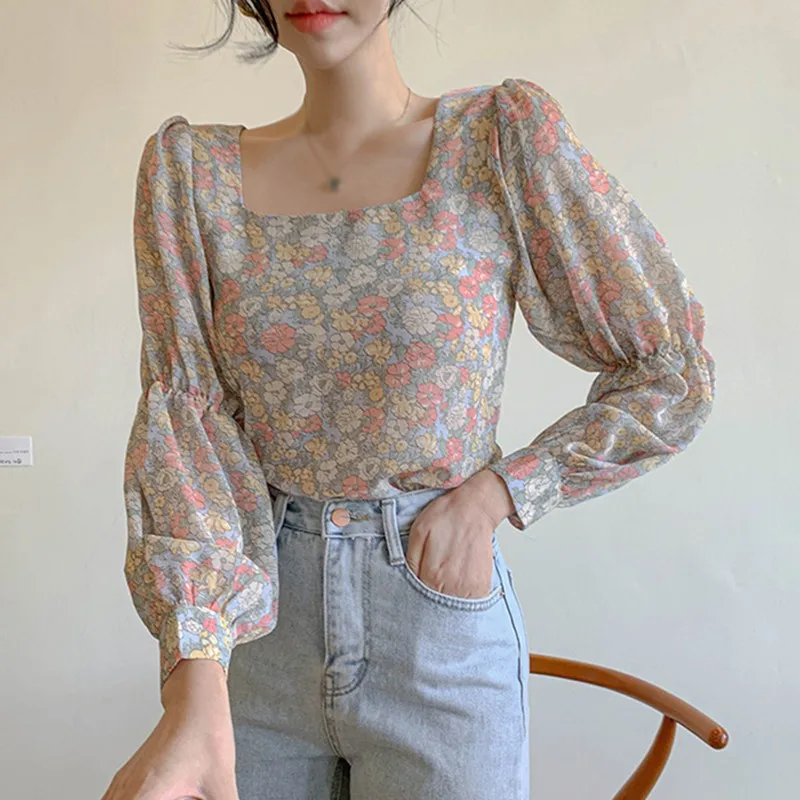 Retro Women Blouses Girl Korean Blouse Top Floral Square Collar Camisa Lantern Sleeves Sweet Versatile Chiffon Shirt
Retro Women Blouses Girl Korean Blouse Top Floral Square Collar Camisa Lantern Sleeves Sweet Versatile Chiffon Shirt