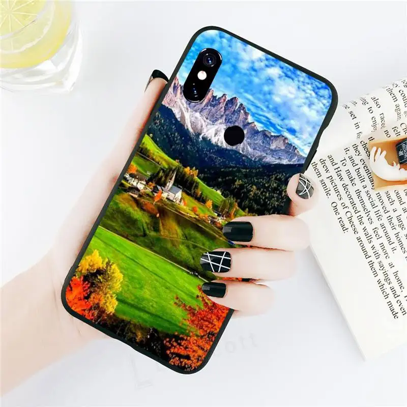 mountain house Phone Case black For Xiaomi Redmi mi note 7 8t 9 9t 9s 8 10 10t 11 pro lite K20 max 3
mountain house Phone Case black For Xiaomi Redmi mi note 7 8t 9 9t 9s 8 10 10t 11 pro lite K20 max 3