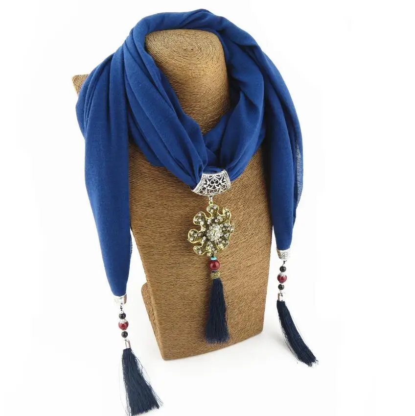 New Popular Bohemia Colorful Tassel Flower Rhinestones Pendant Scarf Necklace Women Jewelry Statement Necklace
New Popular Bohemia Colorful Tassel Flower Rhinestones Pendant Scarf Necklace Women Jewelry Statement Necklace
