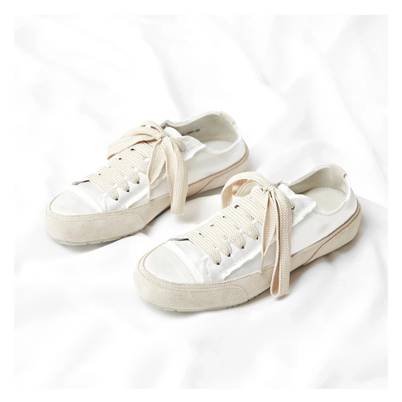 Шелковые роскошные женские кроссовки 2021, обувь на плоской подошве, Женская Белая обувь со шнуровкой, женская обувь с мягкой подошвой, дизайн... 
Шелковые роскошные женские кроссовки 2021, обувь на плоской подошве, Женская Белая обувь со шнуровкой, женская обувь с мягкой подошвой, дизайн...