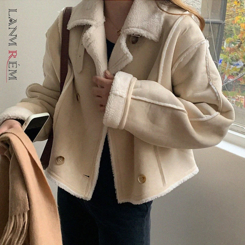 LANMREM 2021 Winter New Locomotive Fur Integrated Coat Women Long Sleeve Lapel Double Breasted Wool Top Female Fashion 2W846
LANMREM 2021 Winter New Locomotive Fur Integrated Coat Women Long Sleeve Lapel Double Breasted Wool Top Female Fashion 2W846