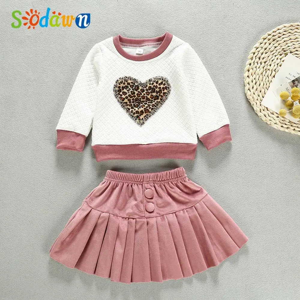 Sodawn 2020 Cute Toddler Kid Girls Long Sleeve Tops Cartoon Skirts 2pcs Clothes Outfit Autumn Infant Clothing
Sodawn 2020 Cute Toddler Kid Girls Long Sleeve Tops Cartoon Skirts 2pcs Clothes Outfit Autumn Infant Clothing