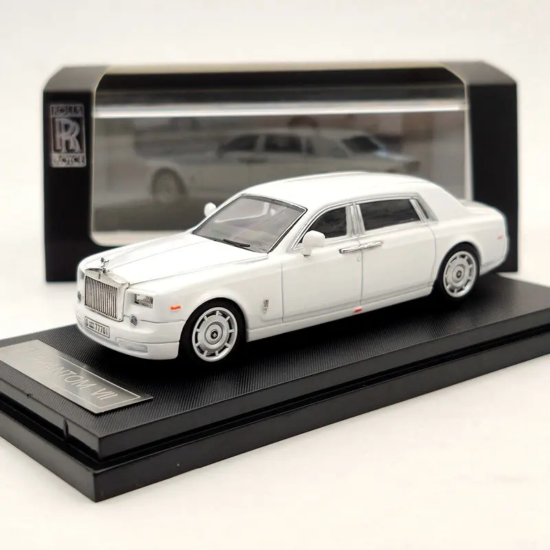 1:64 Rolls-Royce Phantom VII girl powder 7-го поколения, Ограниченная Коллекция литой машины из сплава
1:64 Rolls-Royce Phantom VII girl powder 7-го поколения, Ограниченная Коллекция литой машины из сплава