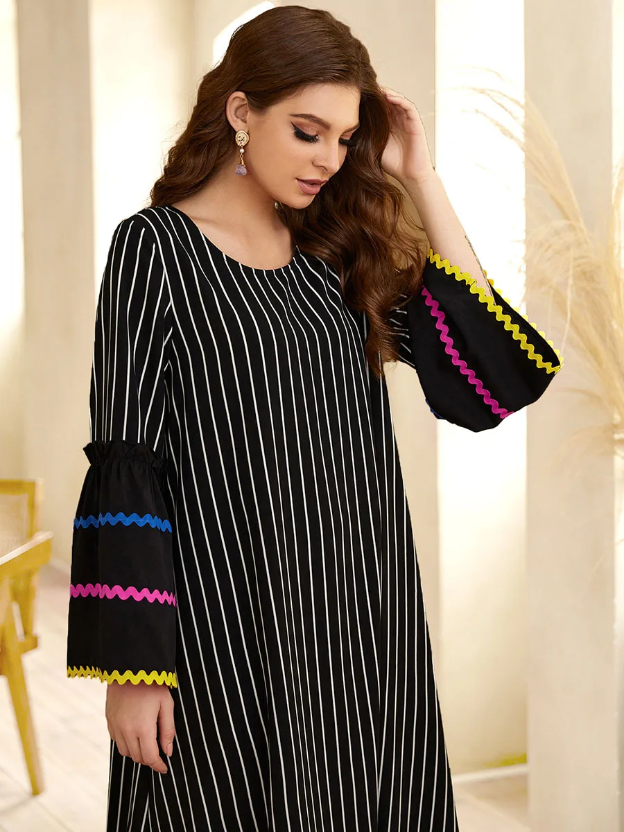 Ramadan Muslim Dress women Turkey India Embroidered Abaya Duabi Arab Vestidos Moroccon Kaftan Islamic Clothing jilbab Gown Robe
Ramadan Muslim Dress women Turkey India Embroidered Abaya Duabi Arab Vestidos Moroccon Kaftan Islamic Clothing jilbab Gown Robe