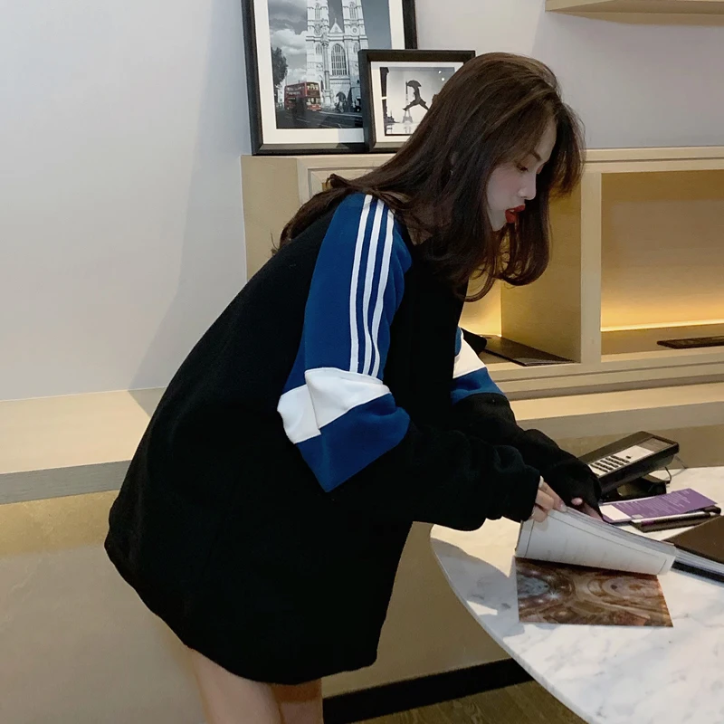 6953 womens winter tops New Korean loose chic for autumn / winter 2020 oversized crewneck sweatshirt
6953 womens winter tops New Korean loose chic for autumn / winter 2020 oversized crewneck sweatshirt