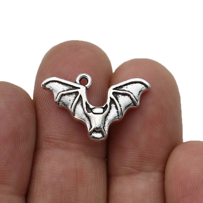 Подвески в виде летучей мыши JAKONGO, Серебряные Подвески для изготовления ювелирных изделий, браслетов, 15 х24 мм, 10 шт. 
Подвески в виде летучей мыши JAKONGO, Серебряные Подвески для изготовления ювелирных изделий, браслетов, 15 х24 мм, 10 шт.