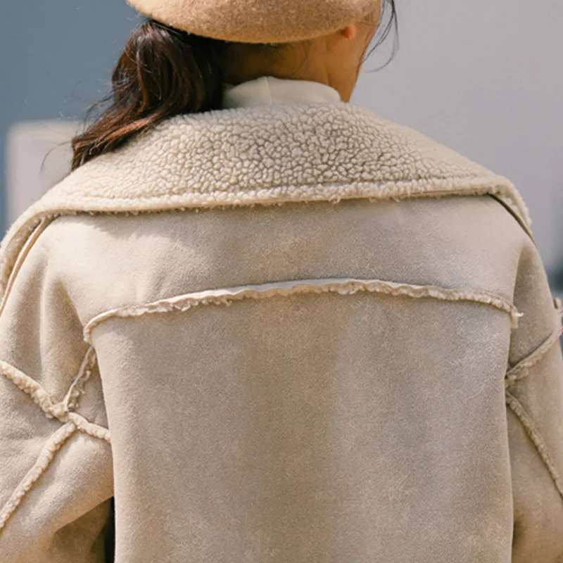 Ailegogo New Winter Women Thick Warm Faux Lamb Lether Jacket with Belt Turndown Collar Streetwear Loose Sheepskin Coat Outwear
Ailegogo New Winter Women Thick Warm Faux Lamb Lether Jacket with Belt Turndown Collar Streetwear Loose Sheepskin Coat Outwear