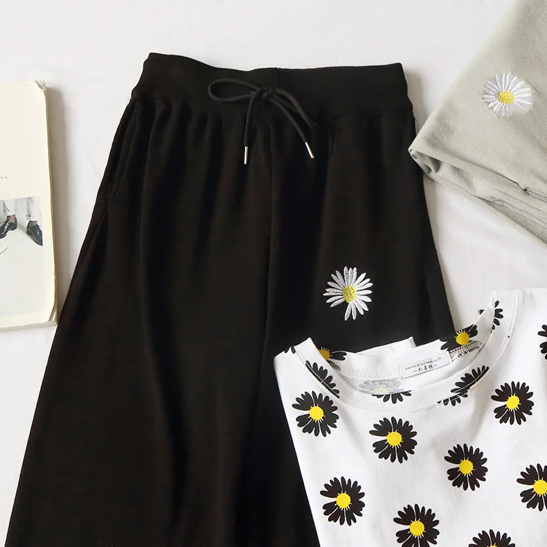 Pants Femme Beam Spring Ladies Trousers Elastic Loose Autumn High-Waist Casual New Embroidery Daisy 
Pants Femme Beam Spring Ladies Trousers Elastic Loose Autumn High-Waist Casual New Embroidery Daisy