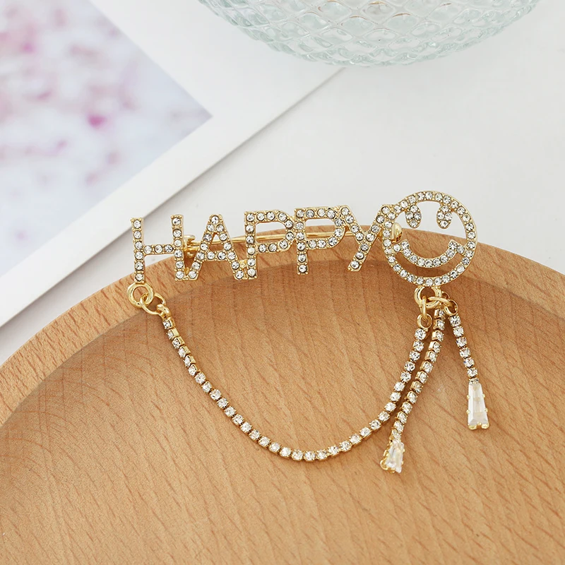 Happy Badges Face Brooch Happy Face Gold Color With Tassel Fun Chain Rhinestone Metal Bag Jewelry Gift For Friend Kids 2021 New
Happy Badges Face Brooch Happy Face Gold Color With Tassel Fun Chain Rhinestone Metal Bag Jewelry Gift For Friend Kids 2021 New