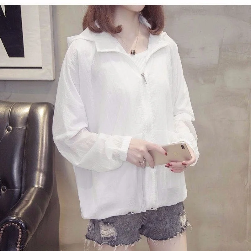 Female New 2021 Fashion Women Summer Korean Hooded Loose Casual All-match Anti-ultraviolet Thin Sunscreen Clothing Y140
Female New 2021 Fashion Women Summer Korean Hooded Loose Casual All-match Anti-ultraviolet Thin Sunscreen Clothing Y140