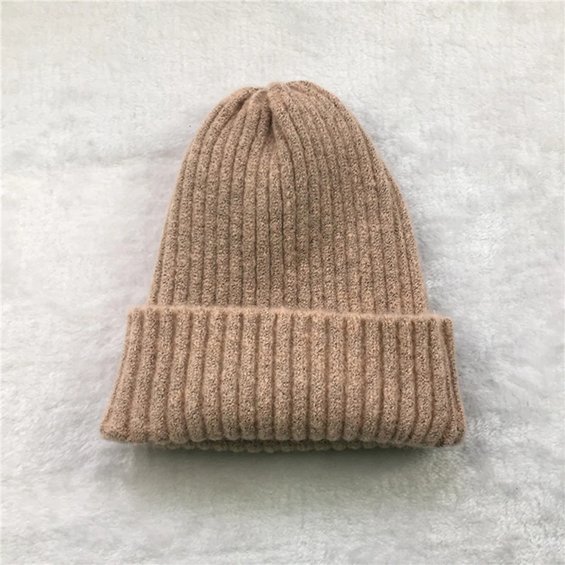 New Solid Color Beanie Ladies Soft Warm Knitted Hats Simple Women Caps Fashion All-match Beanie For Female
New Solid Color Beanie Ladies Soft Warm Knitted Hats Simple Women Caps Fashion All-match Beanie For Female