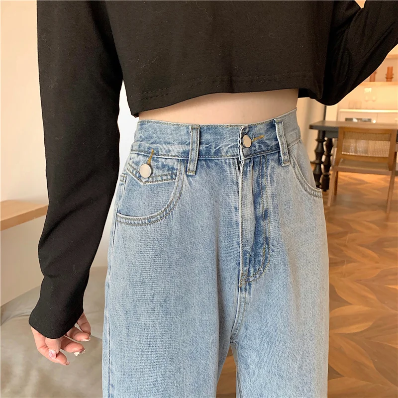 CMAZ 2021 Vintage High Waist Straight Pants for Women Streetwear Loose Female Denim Jeans Buttons Zipper Ladies trouser
CMAZ 2021 Vintage High Waist Straight Pants for Women Streetwear Loose Female Denim Jeans Buttons Zipper Ladies trouser