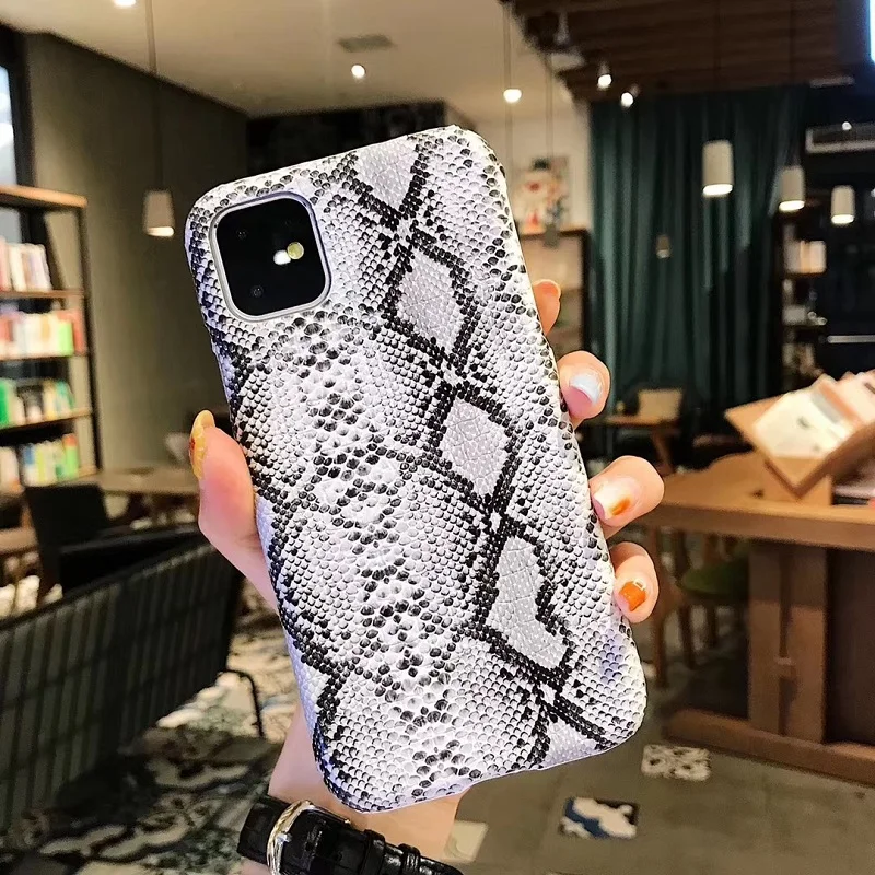 Snake Skin Phone Case For iPhone11 11pro max X XS MAX Case PU leather Phone Case For iPhone 6 6S 8 7 Plus coque Cover Fundas
Snake Skin Phone Case For iPhone11 11pro max X XS MAX Case PU leather Phone Case For iPhone 6 6S 8 7 Plus coque Cover Fundas
