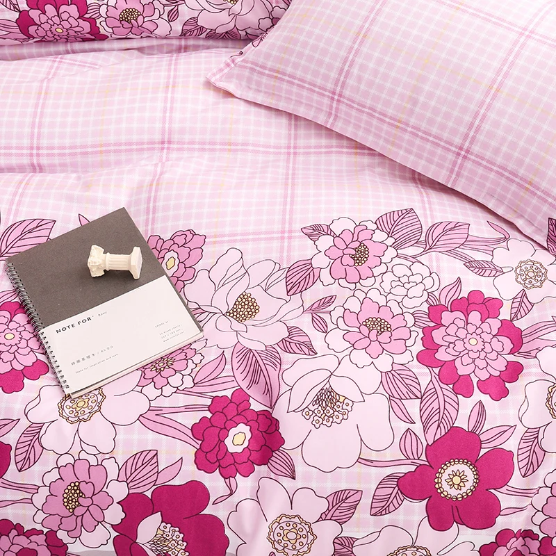 Classic Red Christmas Flowers Bedding Set Bed Linen Duvet Cover Flat Sheet Pillowcase Sets Queen King Twin Full Size
Classic Red Christmas Flowers Bedding Set Bed Linen Duvet Cover Flat Sheet Pillowcase Sets Queen King Twin Full Size