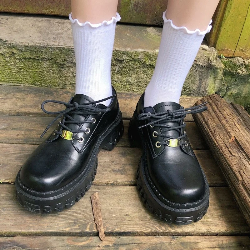 Autumn and Winter Women's Oxford Shoes Thick-soled Casual Shoes Lace-up Leather Thick-soled Flat Boots Comfortable Casual Boots
Autumn and Winter Women's Oxford Shoes Thick-soled Casual Shoes Lace-up Leather Thick-soled Flat Boots Comfortable Casual Boots