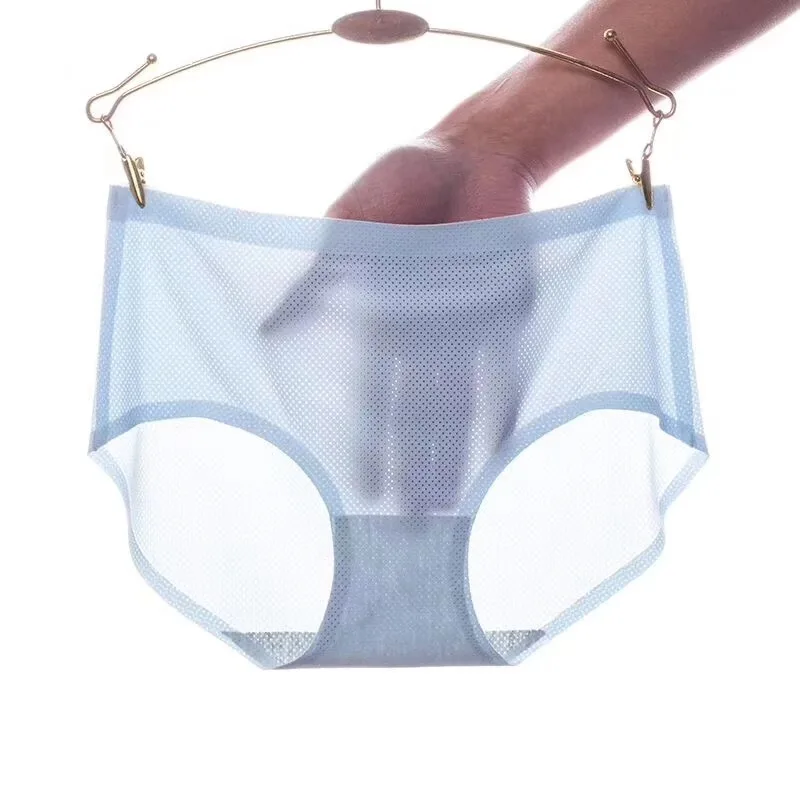 New Breathable Panties Ice Silk Comfortable Seamless Underwear Women's Cotton Sports Large Size Mid Rise Panties
New Breathable Panties Ice Silk Comfortable Seamless Underwear Women's Cotton Sports Large Size Mid Rise Panties