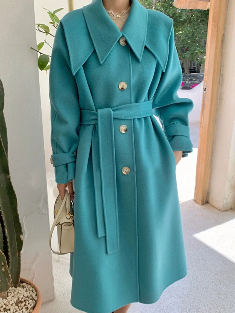 Lake blue double-sided cashmere coat women's medium length knee length 2021 autumn and winter new Korean wool coat
Lake blue double-sided cashmere coat women's medium length knee length 2021 autumn and winter new Korean wool coat