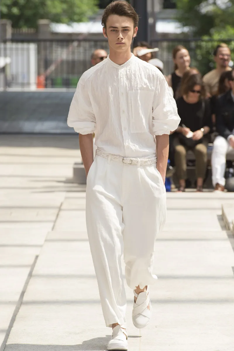 Spring and Summer Models Loose Men's Wide Leg Jumpsuit Hair Stylist Trousers Ropa De Hombre 2020
Spring and Summer Models Loose Men's Wide Leg Jumpsuit Hair Stylist Trousers Ropa De Hombre 2020