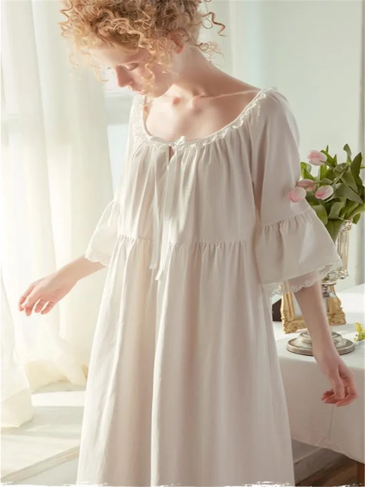 Solid Color Knitted Cotton Princess Nightdress Female Spring Summer Nightwear Lace Sexy Long Sleeve Loose Sleep Dress
Solid Color Knitted Cotton Princess Nightdress Female Spring Summer Nightwear Lace Sexy Long Sleeve Loose Sleep Dress