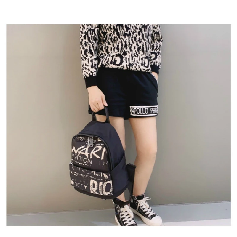 2021 New Fashion Campus Backpack Harajuku Black Waterproof Oxford Women's Bag New High School Female Student Boys Schoolbag Men
2021 New Fashion Campus Backpack Harajuku Black Waterproof Oxford Women's Bag New High School Female Student Boys Schoolbag Men