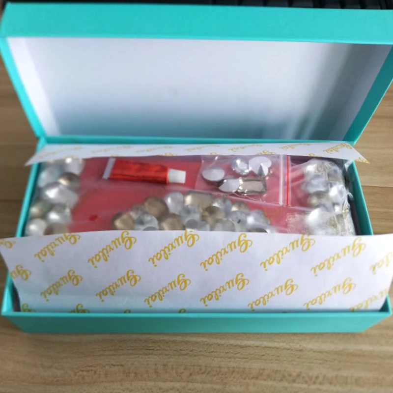 Crystal Wallet Women Clutch Bags Luxury Handbags Card Holder Evening Bag Black Wedding Purse Cow Leather Purse Ladies Gift Bags 
Crystal Wallet Women Clutch Bags Luxury Handbags Card Holder Evening Bag Black Wedding Purse Cow Leather Purse Ladies Gift Bags