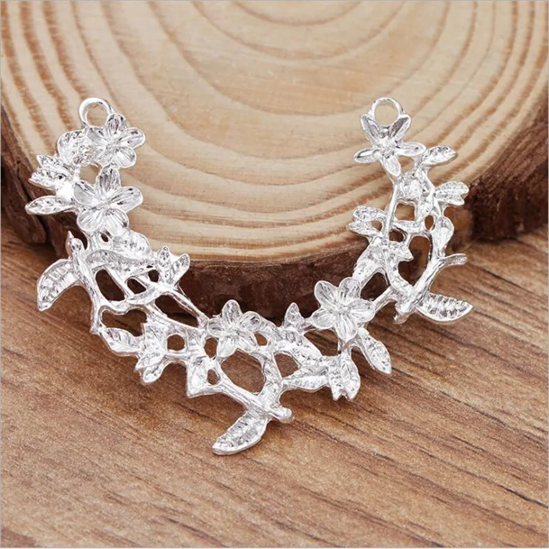 SIXTY TOWFISH 10 Pieces DIY Jewelry Accessories 39*46mm Alloy Ancient Retro Style Materials Flower Charms
SIXTY TOWFISH 10 Pieces DIY Jewelry Accessories 39*46mm Alloy Ancient Retro Style Materials Flower Charms