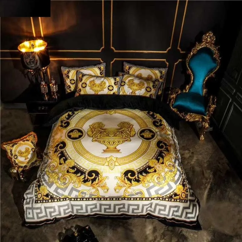 Europe Italy Designer Bedding Sets Palace Royal Classic Design Baroque Print Imperial High End Luxury Brand Bedding Cover Set
Europe Italy Designer Bedding Sets Palace Royal Classic Design Baroque Print Imperial High End Luxury Brand Bedding Cover Set