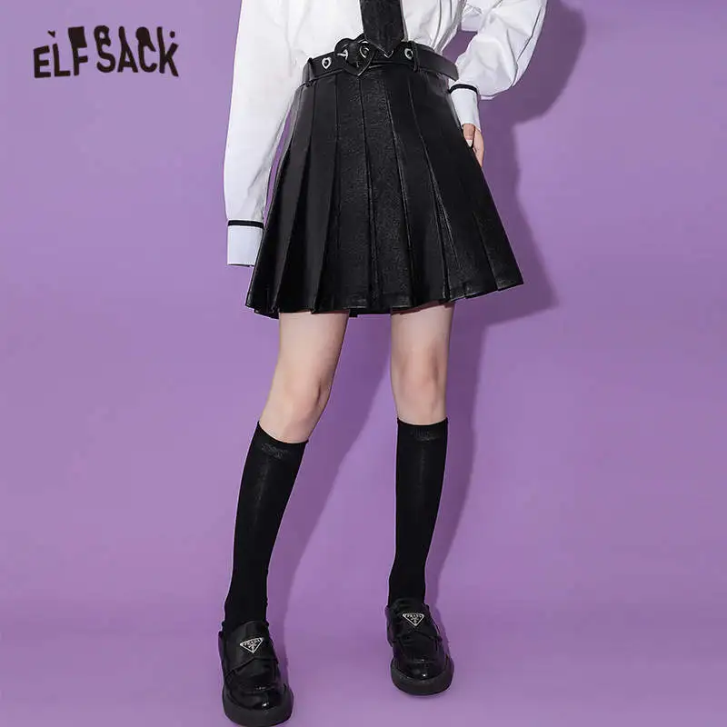 ELFSACK Women Black Solid Pure High Waist Mini Skirt 2021 Winter Vintage Korean Ladies Multi-Layered Daily Preppy Pleated Bottom
ELFSACK Women Black Solid Pure High Waist Mini Skirt 2021 Winter Vintage Korean Ladies Multi-Layered Daily Preppy Pleated Bottom