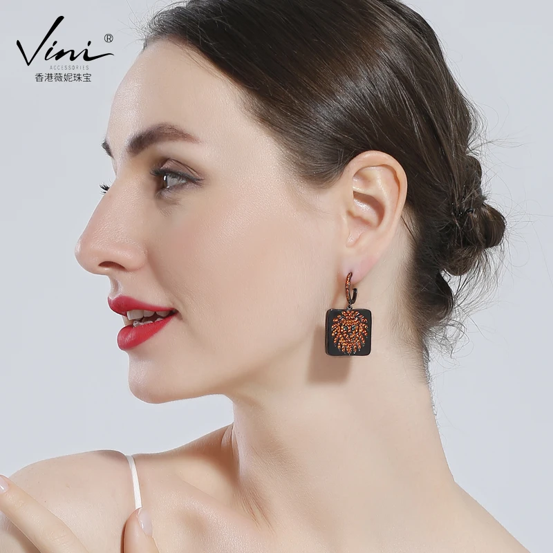 Shuaili New Fashion 3 Colors Copper Lion Square Small Zircon Earring With Silver Pin
Shuaili New Fashion 3 Colors Copper Lion Square Small Zircon Earring With Silver Pin