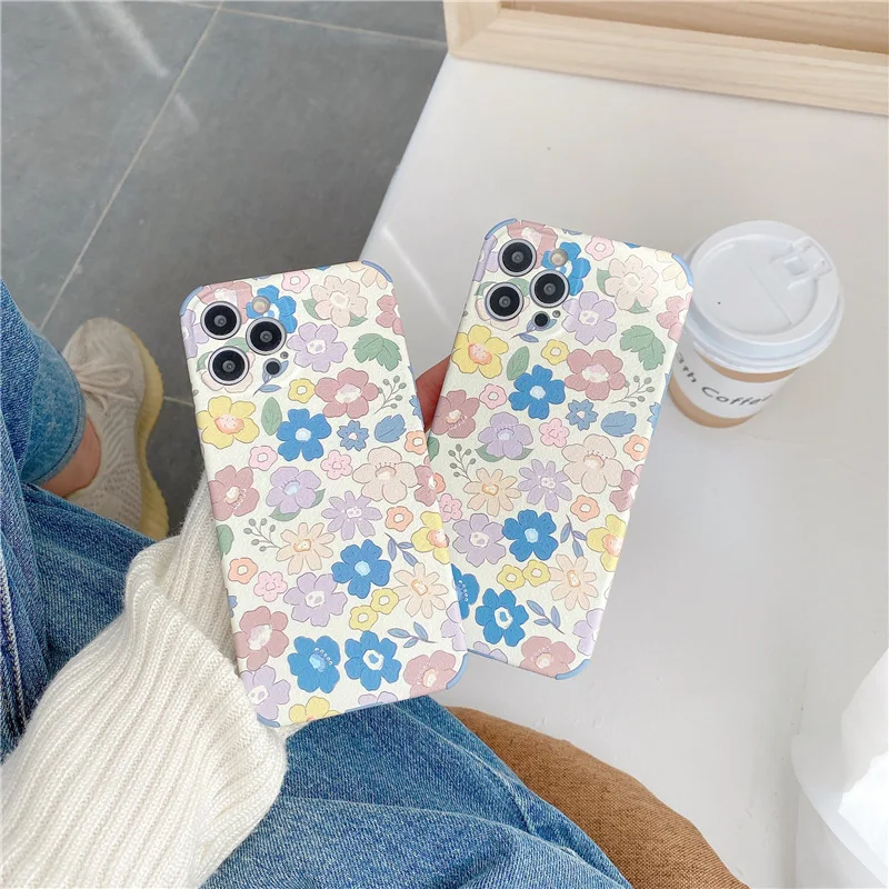 Retro Sweet girls Korean fashion line flowers art Phone Case For iPhone 12 11 Pro Max Xr Xs Max 7 8 Plus X 7Plus case Cute Cover
Retro Sweet girls Korean fashion line flowers art Phone Case For iPhone 12 11 Pro Max Xr Xs Max 7 8 Plus X 7Plus case Cute Cover