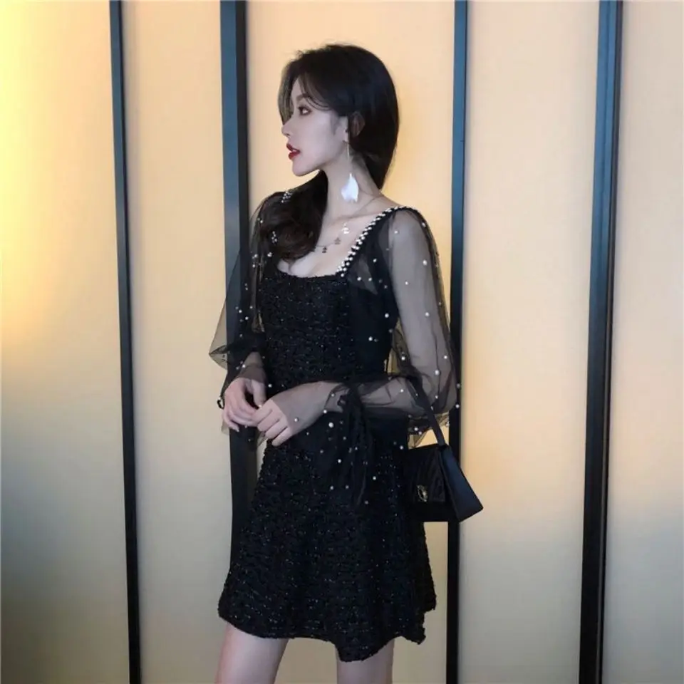 Autumn 2021 women's fragrance medium length mesh stitching long sleeve waist down dress autumn
Autumn 2021 women's fragrance medium length mesh stitching long sleeve waist down dress autumn