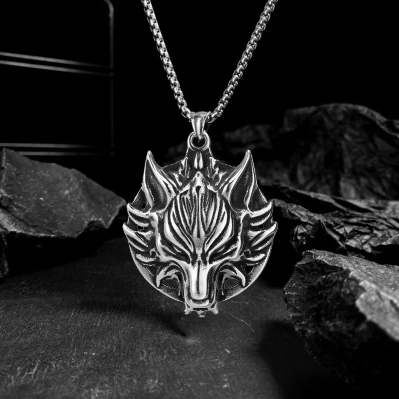 Retro Hip Hop Wolf Head Pendant Necklace Fashion Men's Casual Party Domineering Wolf Totem Animal Necklace Jewelry
Retro Hip Hop Wolf Head Pendant Necklace Fashion Men's Casual Party Domineering Wolf Totem Animal Necklace Jewelry