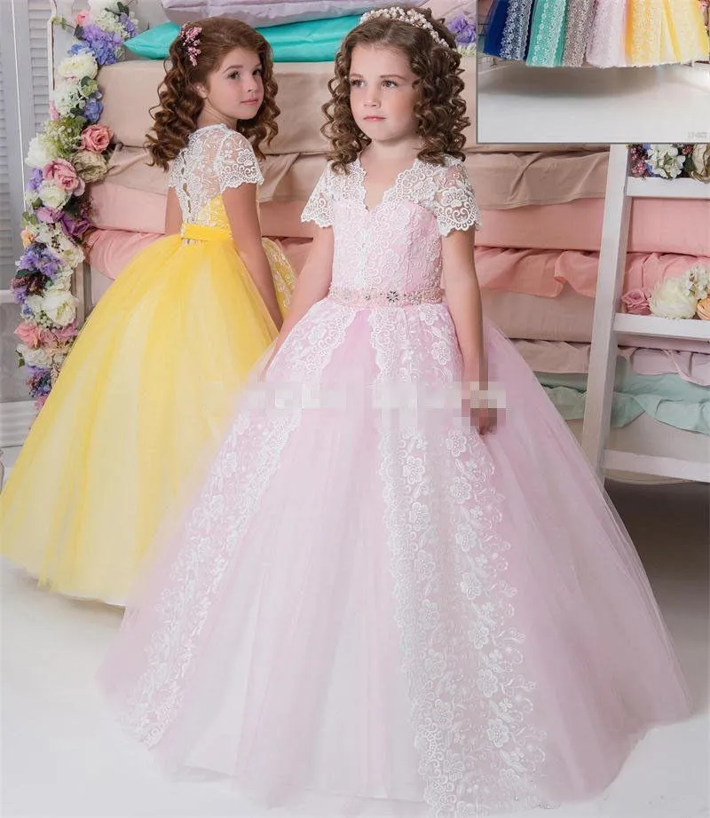 Cute Long Flower Girls Dresses Short Sleeves Lace Tiered Tulle Wedding Party Birthday Gowns Custom Made
Cute Long Flower Girls Dresses Short Sleeves Lace Tiered Tulle Wedding Party Birthday Gowns Custom Made