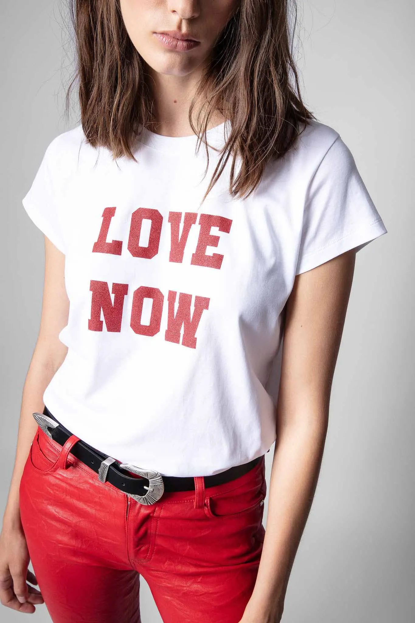 Women Red Letter Printed White T-Shirt Ladies O-Neck Short-Sleeved Top 2021 New Simple Summer Tee
Women Red Letter Printed White T-Shirt Ladies O-Neck Short-Sleeved Top 2021 New Simple Summer Tee
