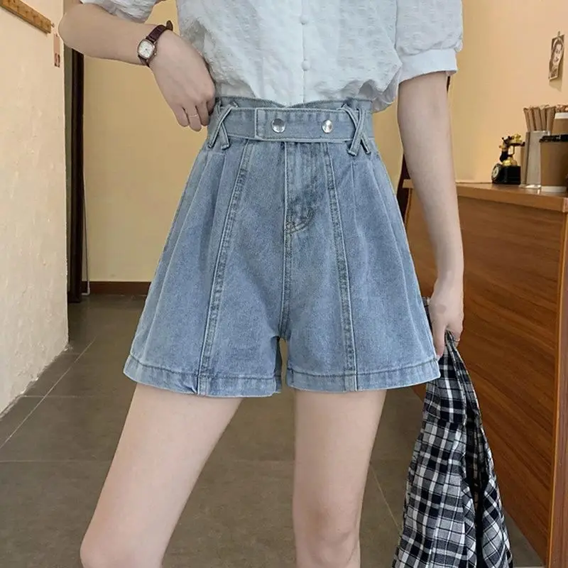 women Denim a-line shorts summer new Korean high waist jeans pants 2021 loose fashion thin oversize casual woman clothes
women Denim a-line shorts summer new Korean high waist jeans pants 2021 loose fashion thin oversize casual woman clothes
