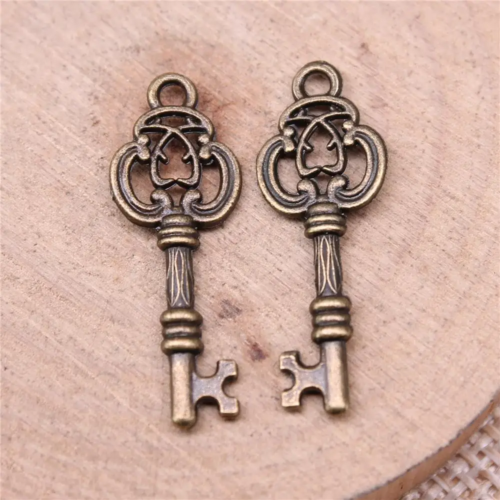 Key Charms For Jewelry Making Findings Handmade DIY Craft 20pcs Antique Bronze Color 27x10mm
Key Charms For Jewelry Making Findings Handmade DIY Craft 20pcs Antique Bronze Color 27x10mm