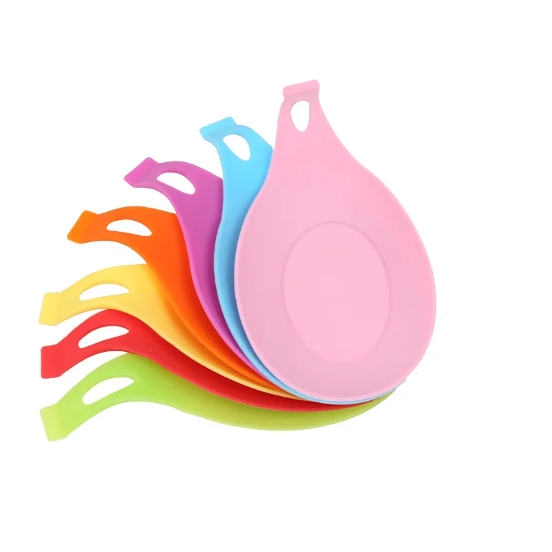 Multifunctional Silicone Spoon Mat High Temperature Resistant Scoop Pad Creative kitchen Tools
Multifunctional Silicone Spoon Mat High Temperature Resistant Scoop Pad Creative kitchen Tools