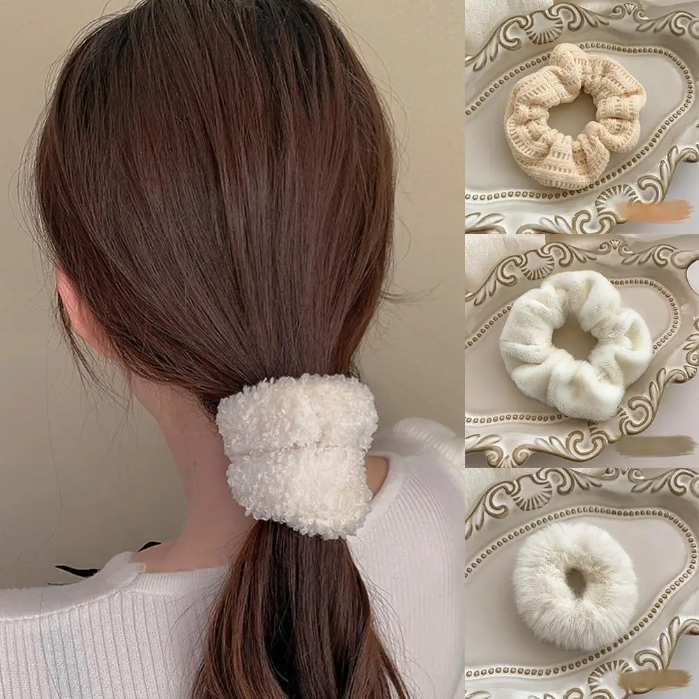 White Plush Hair Circle Large Intestine Circle Hairy Tie Hair Rope Rubber Band Female Leather Head Rope Ball Hair Accessories
White Plush Hair Circle Large Intestine Circle Hairy Tie Hair Rope Rubber Band Female Leather Head Rope Ball Hair Accessories