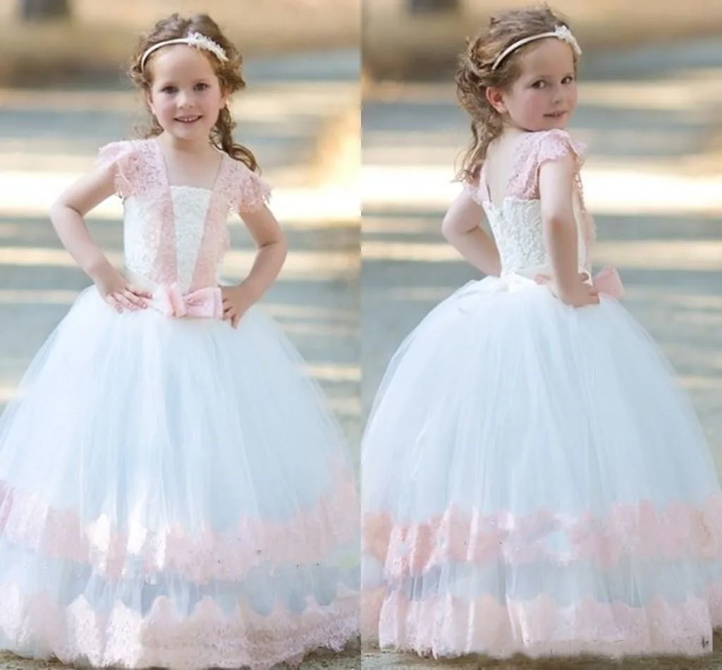 Flower Girls Dresses Tulle Lace Edge Formal Kids Wear For Party Free Shipping Pageant Gowns First Communion Dress
Flower Girls Dresses Tulle Lace Edge Formal Kids Wear For Party Free Shipping Pageant Gowns First Communion Dress