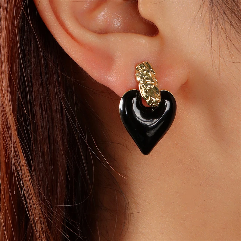 Personality Creative Metal Drop Oil Heart-shaped Earrings Ins Simple Fashion Style Earrings Jewelry Accessories Female
Personality Creative Metal Drop Oil Heart-shaped Earrings Ins Simple Fashion Style Earrings Jewelry Accessories Female